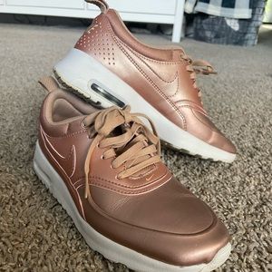 Nike air max Thea rose gold tennis shoes
